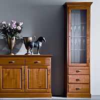 Form exclusiv Avignon Möbel im Landhausstil, Kommode und Vitrine