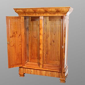 Kirschbaum Schrank (9380)