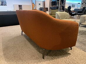 Sofa Lindo von Leolux zum Sonderpreis, 2,5 Sitzer Sofa "Lindo" von Leolux in rost-rotem Bezugstoff