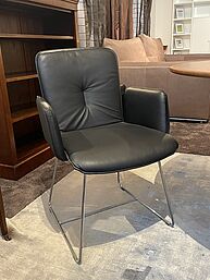 Armlehn-Stuhl Linus 0105 von Bacher in schwarzem Leder