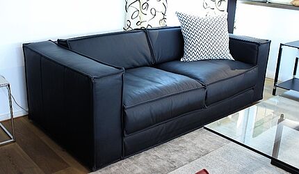 schwarzes Ledersofa zum Sonderpreis von New Look